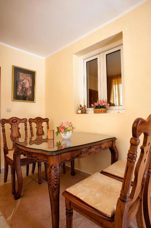 Apartments Vuksic Sveti Stefan Room photo