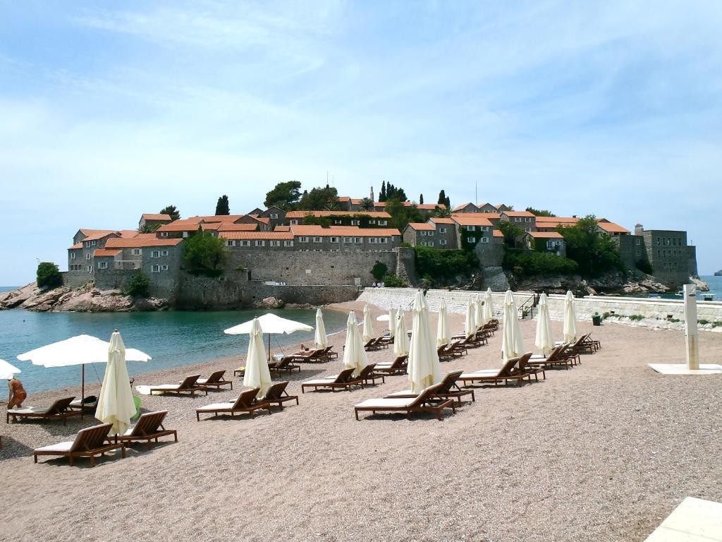 Apartments Vuksic Sveti Stefan Exterior photo